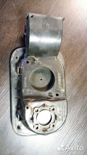 Лючок бензобака Рено сценик 2