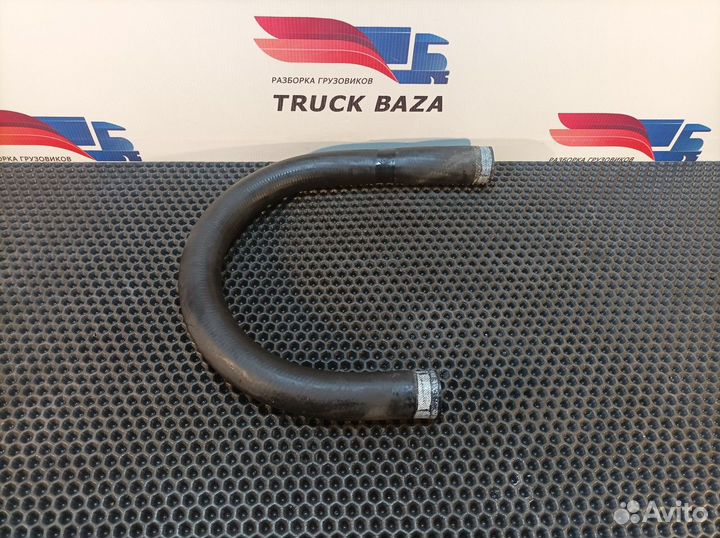 Патрубок системы охлаждения Iveco Stralis