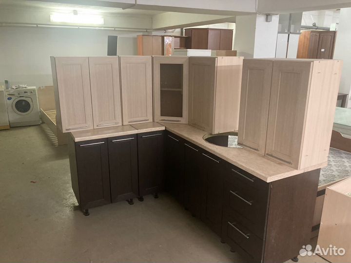 Кухонный гарнитур