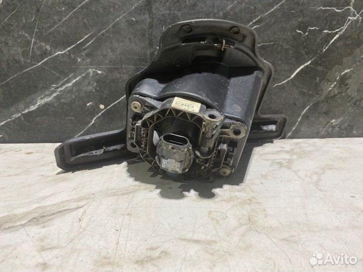 Фара противотуманная передняя левая Renault