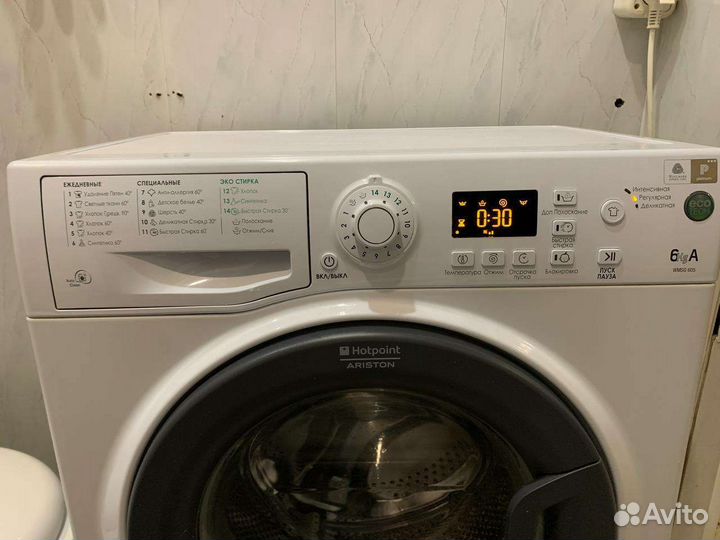 Стиральная машина бу Hotpoint ariston