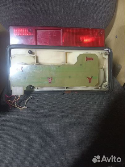 Задние фонари