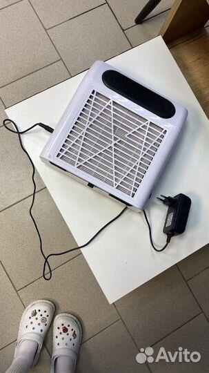 Вытяжка/пылесос для маникюра