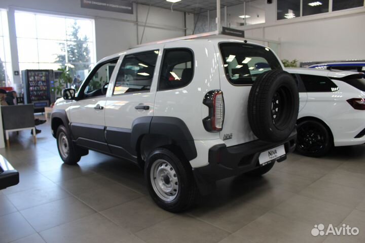 ВАЗ Niva Legend 1.7 МТ, 2024