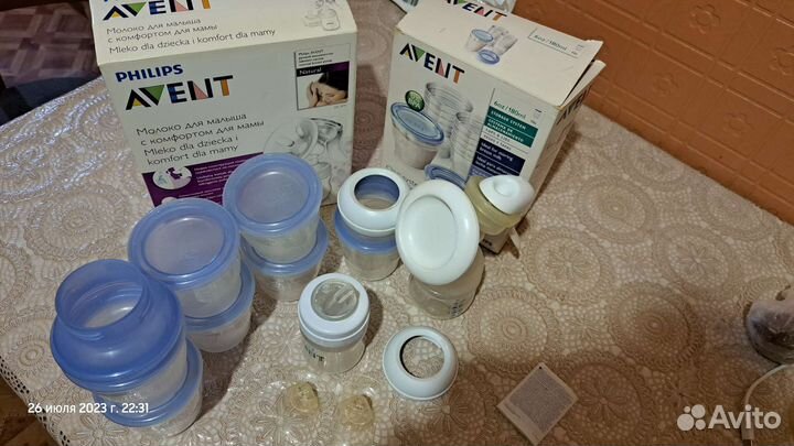 Молокоотсос ручной+контейнеры для хранения молока