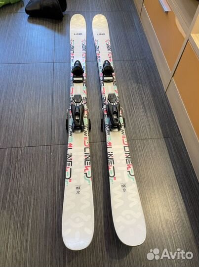 Горнолыжный коммплект.В отличном мостоянии, эксплу