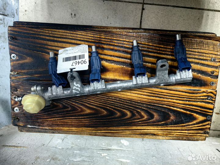 Форсунка топливная Toyota Yaris P1 рест. 2004