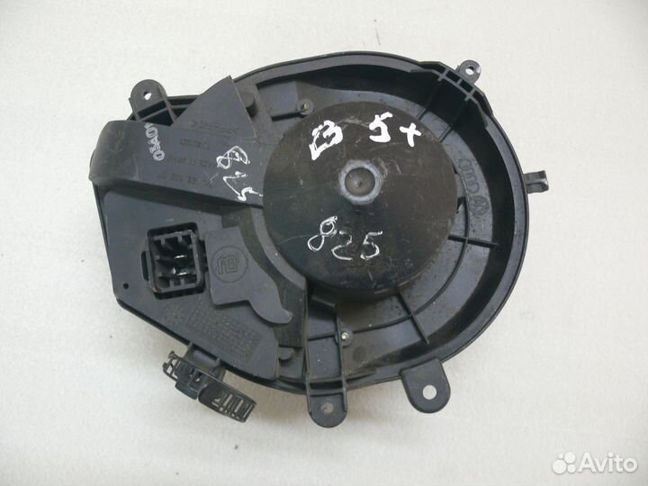 Моторчик печки Volkswagen Passat B5+