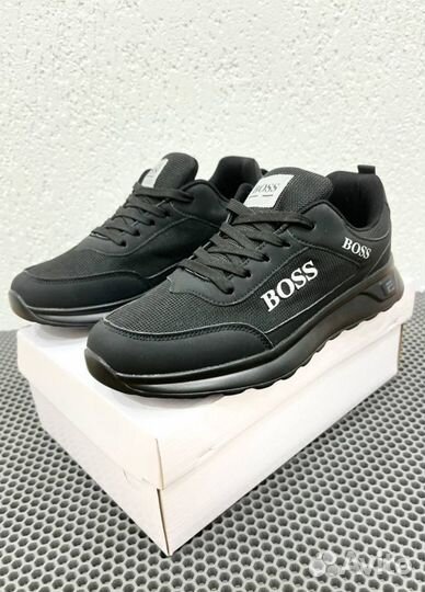Кроссовки Boss эргономичные
