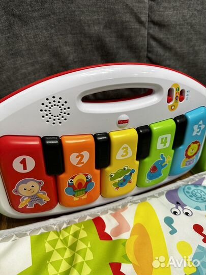 Развивающий коврик fisher price