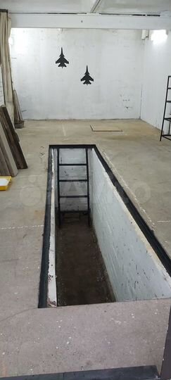 Гараж, > 30 м²