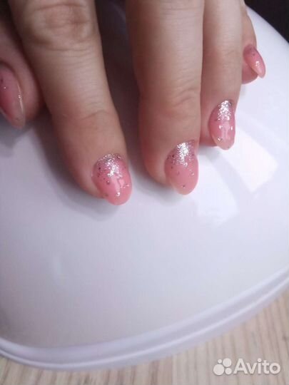 Маникюр на дому