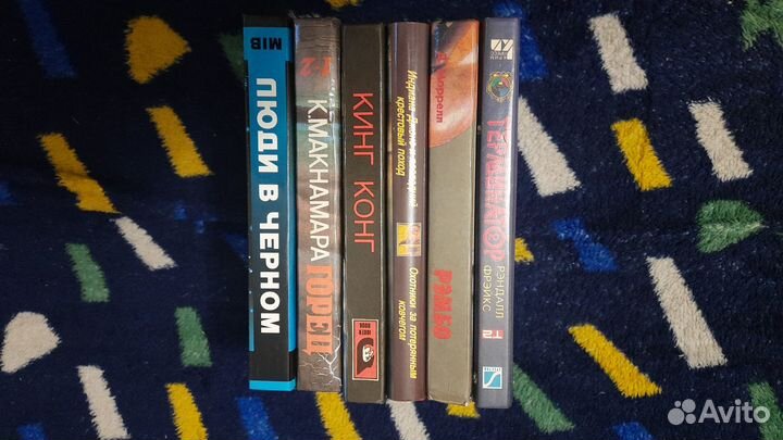 Книги по зарубежным знаменитым фильмам