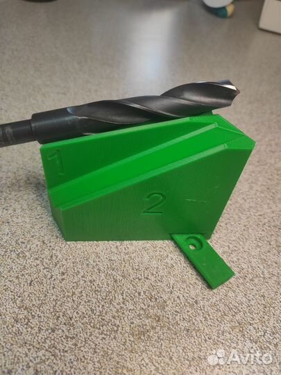 Кондуктор для заточки сверл