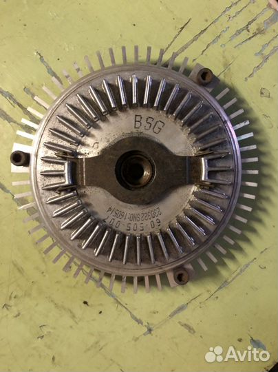 Volkswagen Crafter Вискомуфта