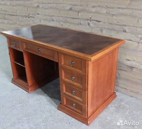 Письменный стол из массива бу в наличии