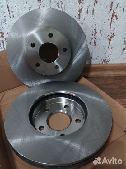 Диск тормозной передний Ford Focus 2/3/C-max