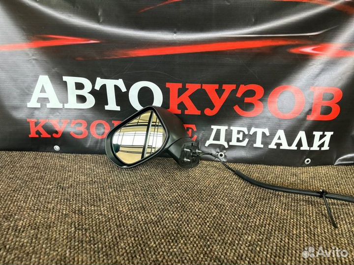 Зеркало боковое левое Honda Civic 4D 2007