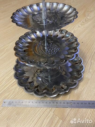 Конфетница, фруктовница