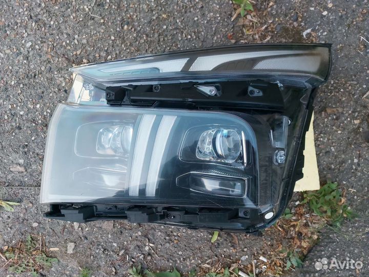 Фара Hyundai Santa Fe 4 рест