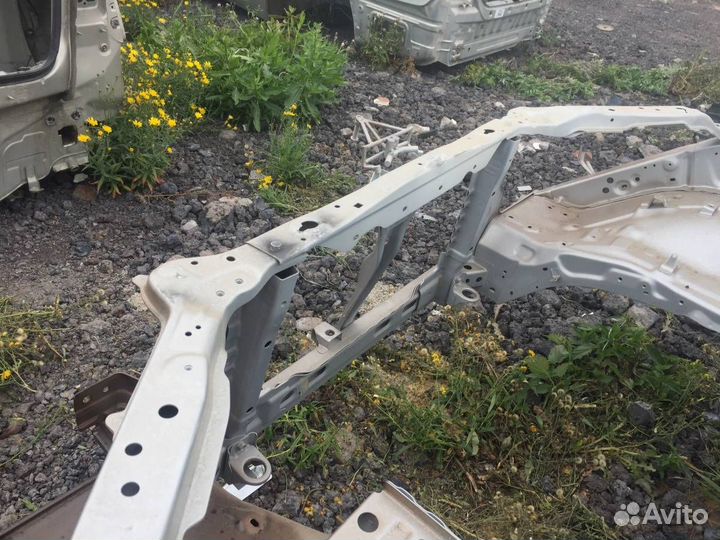 Б/У Панель передняя 5211A348, 5256B974, 5256B97