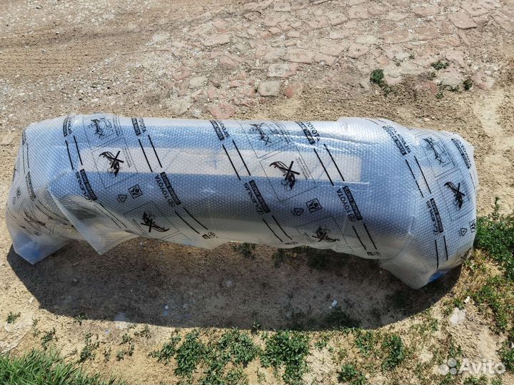 Бампер передний Toyota land cruiser 200