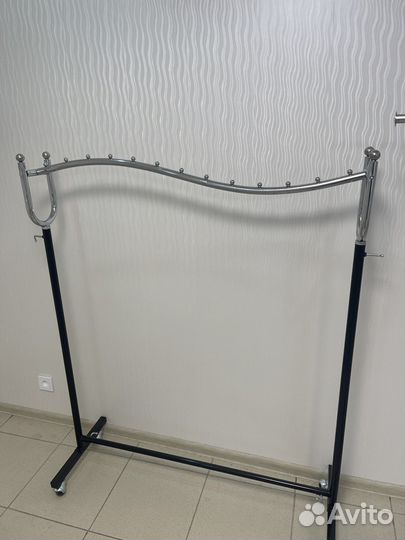 Вешалка напольная