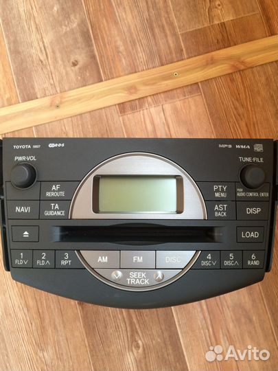 Автомагнитола штатная на rav4