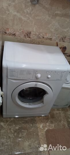 Стиральная машина Indesit
