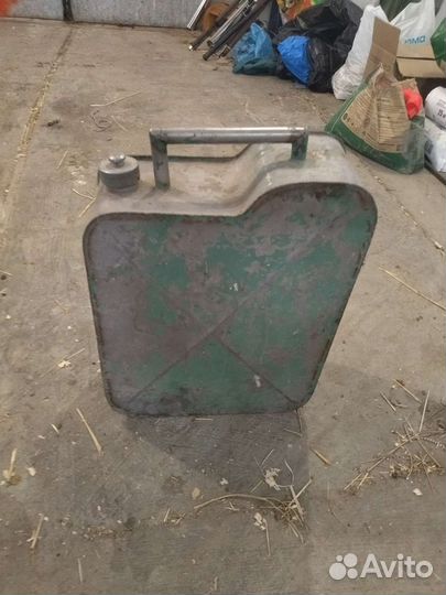 Канистра 20л