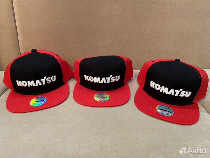 Кепка фирменная Komatsu