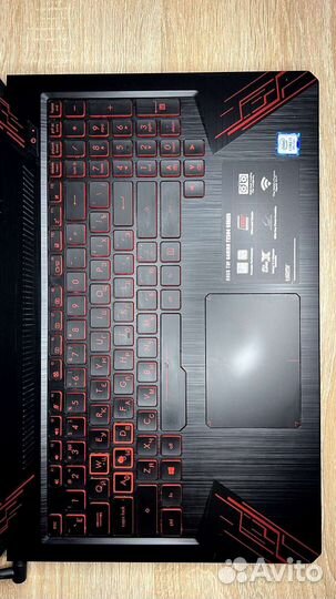 Asus TUF Gaming i7 2.2/1050 ti/16гб/ssd128/hdd1t