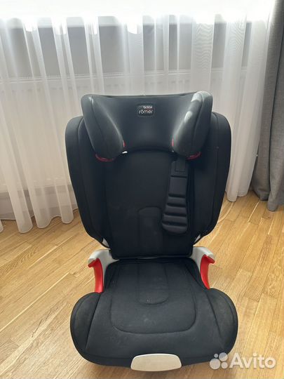 Автокресло britax romer