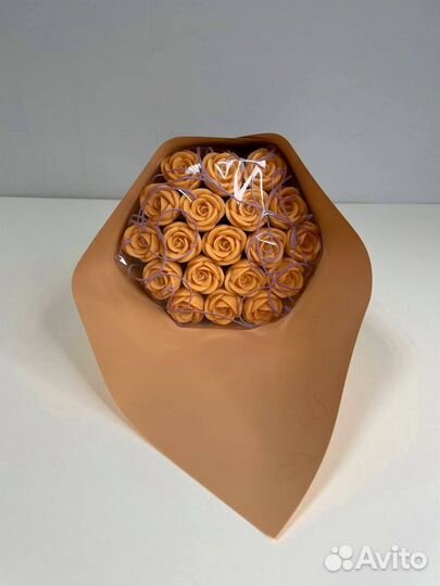 Розы из Белого Шоколада - 19 шт в Букете