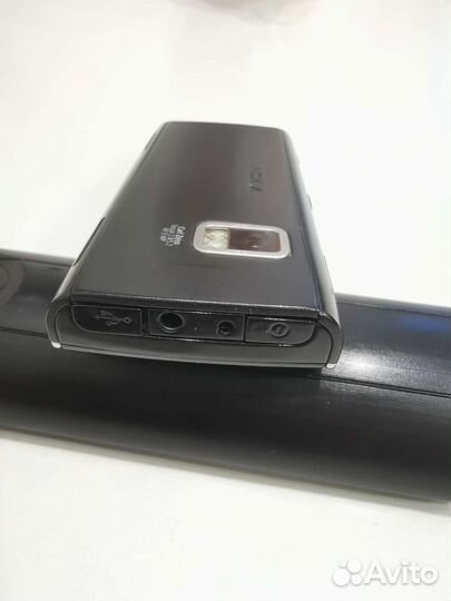 Телефон Nokia X6