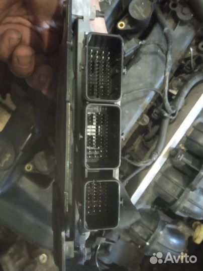 Блок управления двигателем Renault 8200542288