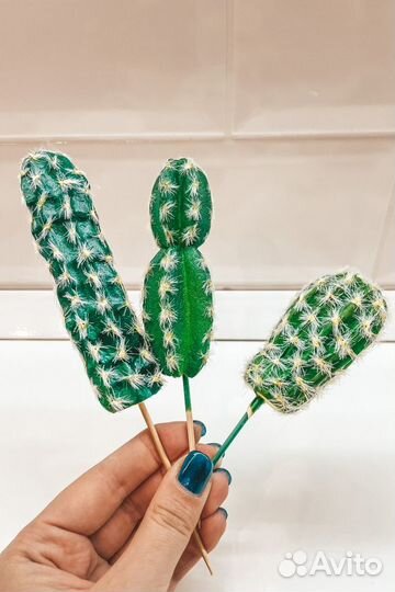 Искусственные кактусы