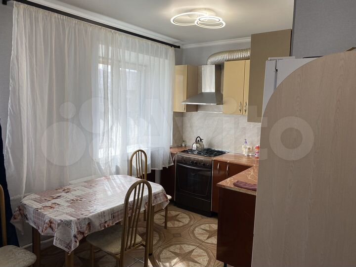 2-к. квартира, 65 м², 5/5 эт.