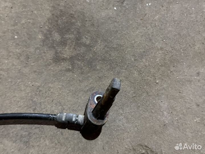 Датчик ABS на Renault Logan 2