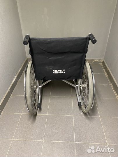 Инвалидная коляска