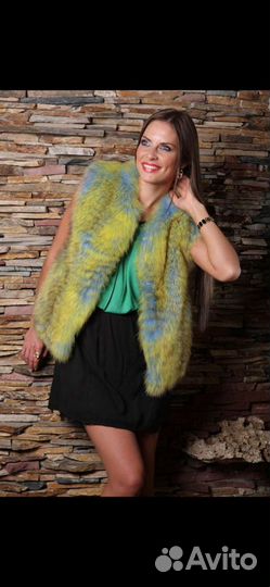 Меховая жилетка