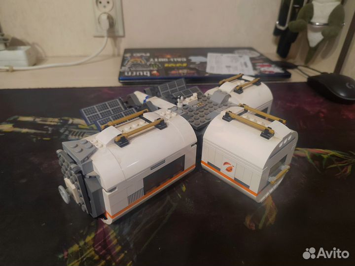 Lego City Лунная космическая станция 60227