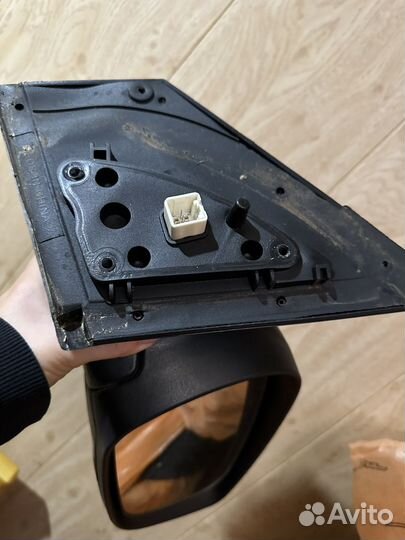 Зеркало боковое правое на solaris