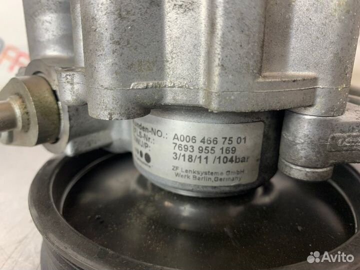 Насос гидроусилителя руля Mercedes E-Class W212