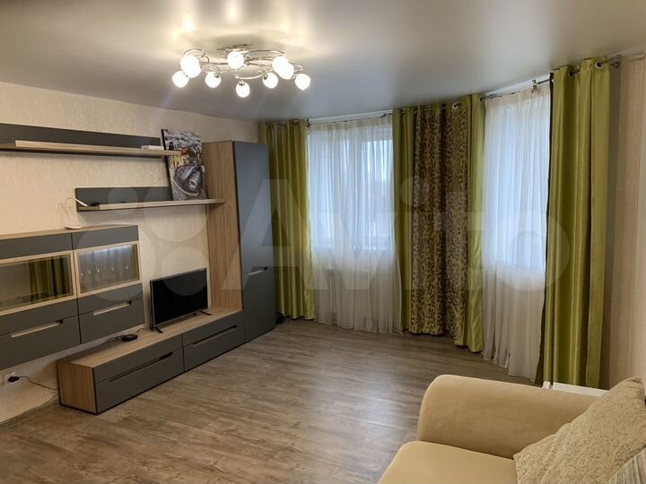 1-к. квартира, 40 м², 4/4 эт.