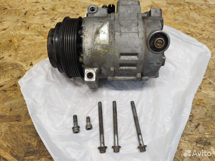 Компрессор кондиционера Mercedes Sprinter W901-905