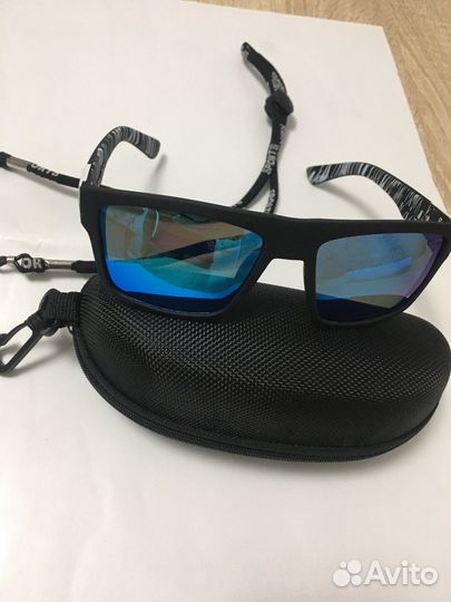 Солнцезащитные очки Shomano