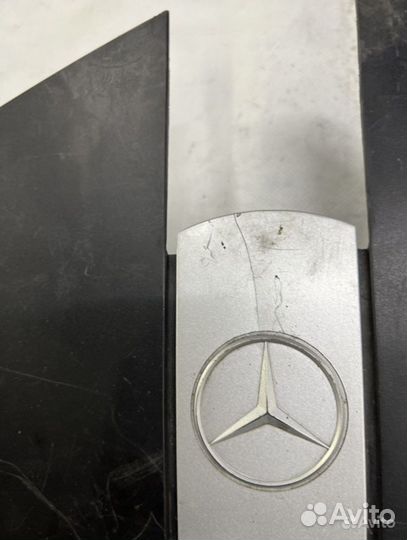 Декоративная крышка двигателя m112 mercedes