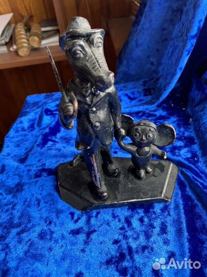 Статуэтка крокодил Гена и чебурашка