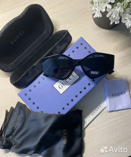 Солнцезащитные очки женские Gucci